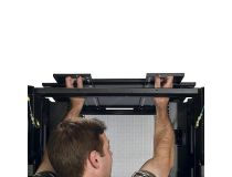 Шкаф монтажный APC NetShelter SX AR3100 42U