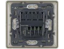 Legrand 67776 Умный выключатель рольставней 500 ВА 230В. Цвет Титан. Рамка Титан.